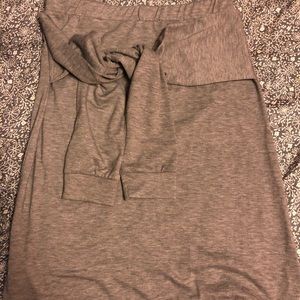 Grey skirt